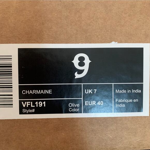 NEW IN BOX Vintage Foundry Co Women's Charmaine Suede Leather Booties Olive 9 - Picture 4 of 4